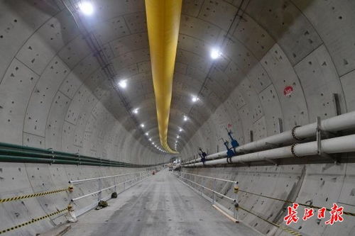 軌道交通與重點路橋項目雙輪驅動，武漢上半年基礎設施投資同比增長20%